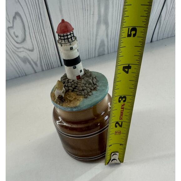 Yankee Candle Retired Black Band *BUTTERCREAM*  Small with Lighthouse Topper - Picture 5 of 6